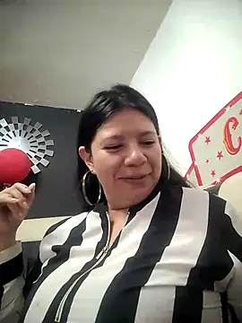 kinky momm online show from 10/22/25, 02:16