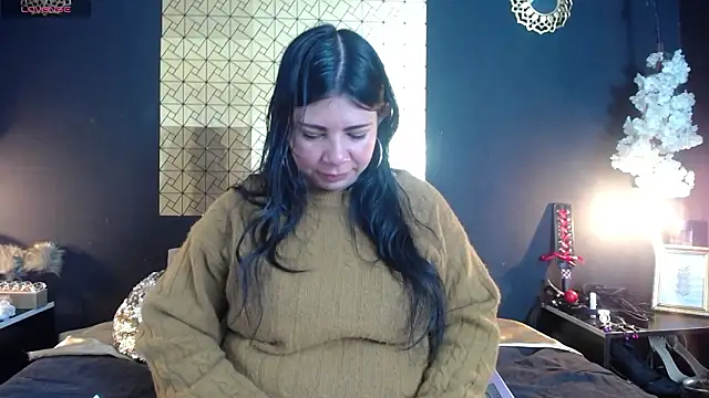 Snapshot of kinky_momm chatting on 03/18/26, 04:41 kinky momm online show from 03/18/26, 04:41