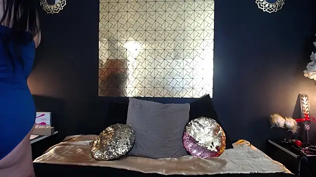 kinky momm online show from 04/20/26, 03:35