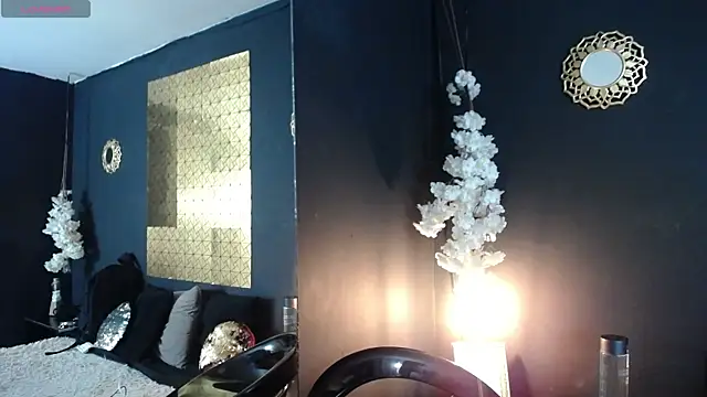 kinky momm online show from 10/10/25, 01:45