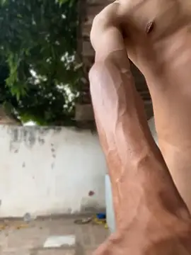 Boy hot- online show from 05/29/26, 10:05