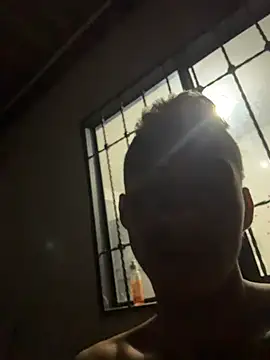 Boy hot- online show from 03/31/26, 05:42