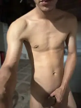 Boy hot- online show from 06/17/26, 05:40