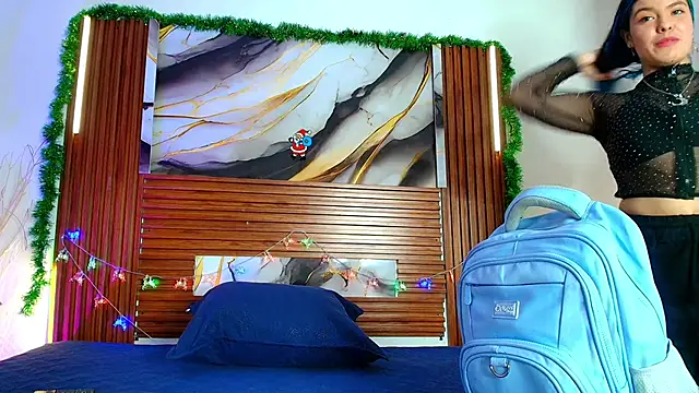 Evelin thompsson online show from 12/03/25, 03:07