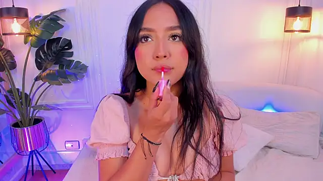 Snapshot of Dafne_Hillss chatting on 10/31/25, 12:35 Dafne Hillss online show from 10/31/25, 12:35