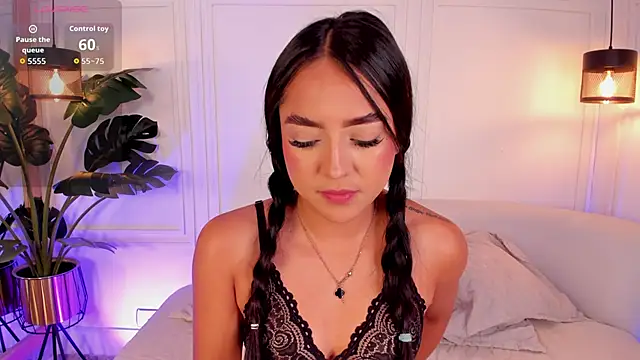 Snapshot of Dafne_Hillss chatting on 11/22/25, 12:37 Dafne Hillss online show from 11/22/25, 12:37