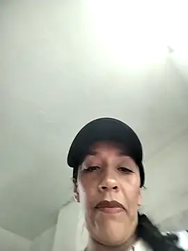 Shantey Laurent online show from 03/17/26, 03:04