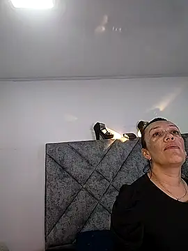 Shantey Laurent online show from 11/27/25, 12:05