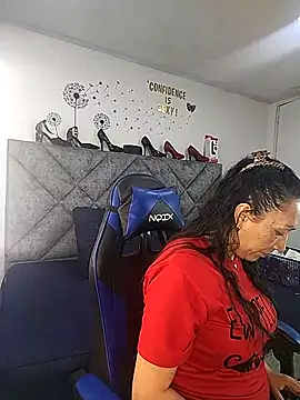 Shantey Laurent online show from 03/11/26, 01:16