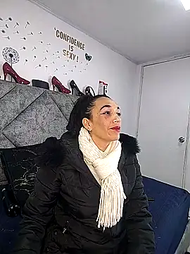 Shantey Laurent online show from 02/05/26, 01:18