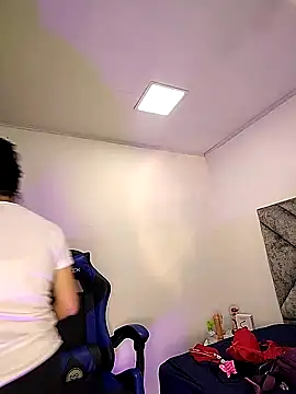 Shantey Laurent online show from 12/05/25, 02:59