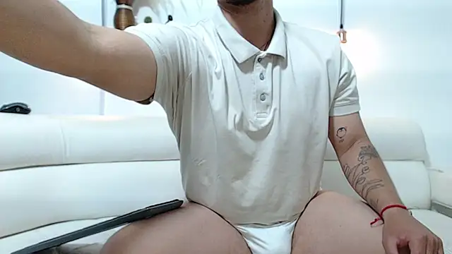 estivii online show from 03/09/26, 07:39