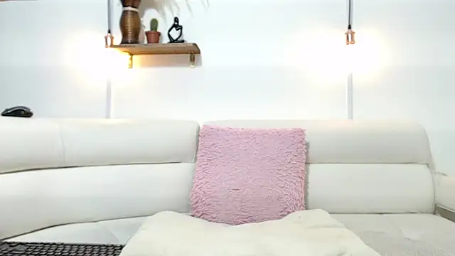 estivii online show from 03/03/26, 03:57