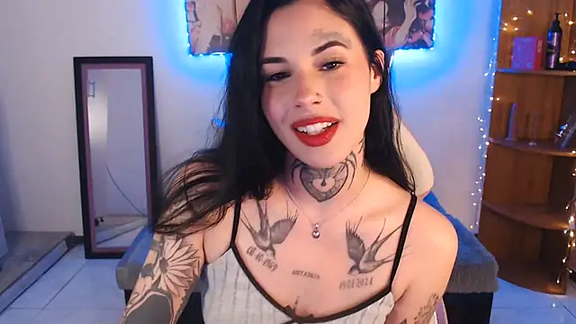 Snapshot of Maddy_Vicius19 chatting on 07/01/26, 10:43 Maddy Vicius19 online show from 07/01/26, 10:43
