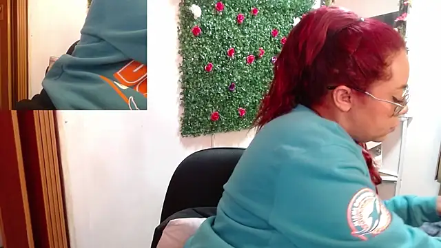 MIA  SPENCER online show from 09/13/25, 01:44