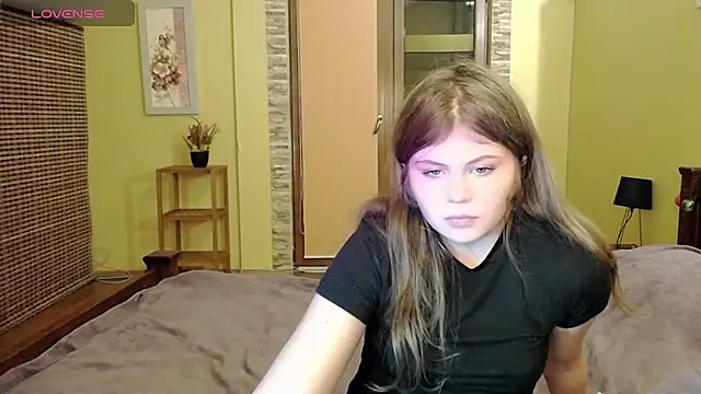 Lilly Jess online show from 10/08/25, 06:30