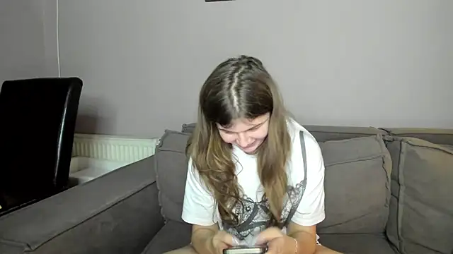 Lilly Jess online show from 11/18/25, 06:44