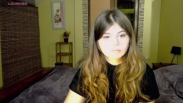 Lilly Jess online show from 10/10/25, 06:53