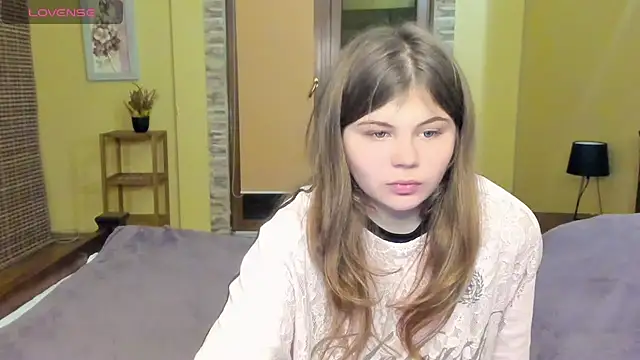 Lilly Jess online show from 11/02/25, 07:41