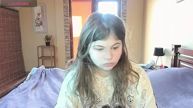 Lilly Jess online show from 10/19/25, 07:44