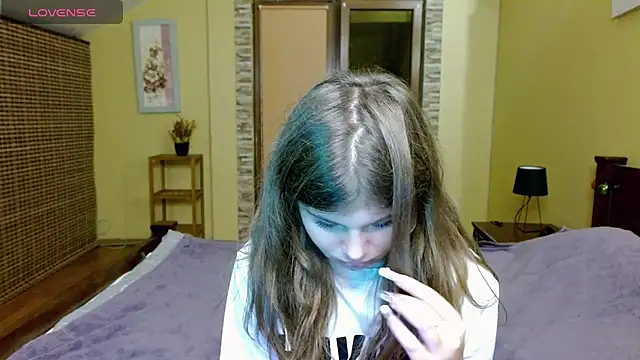 Lilly Jess online show from 09/30/25, 06:25