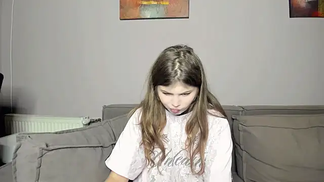 Lilly Jess online show from 11/23/25, 07:24