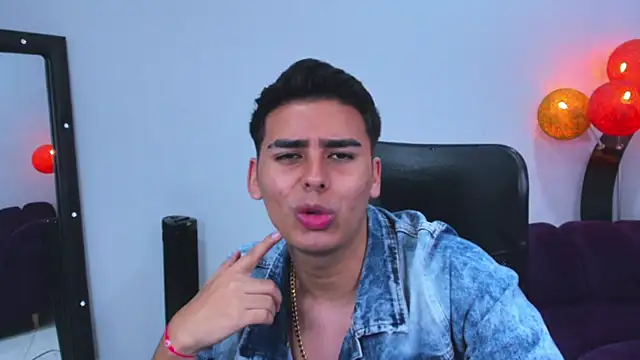 Matthewlodge online show from 11/11/25, 02:56