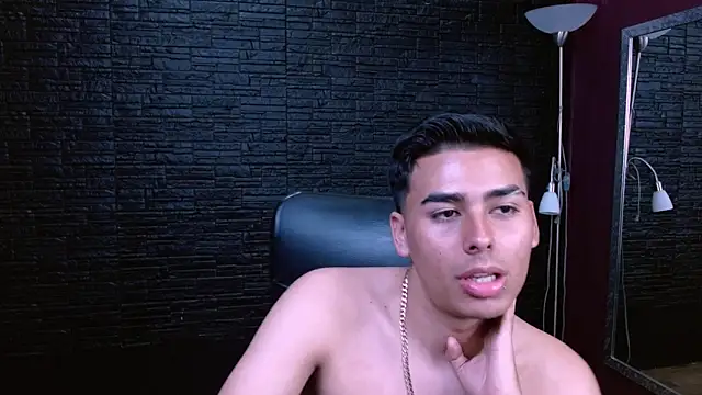 Matthewlodge online show from 12/18/25, 08:01