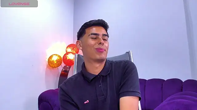 Matthewlodge online show from 11/27/25, 04:29