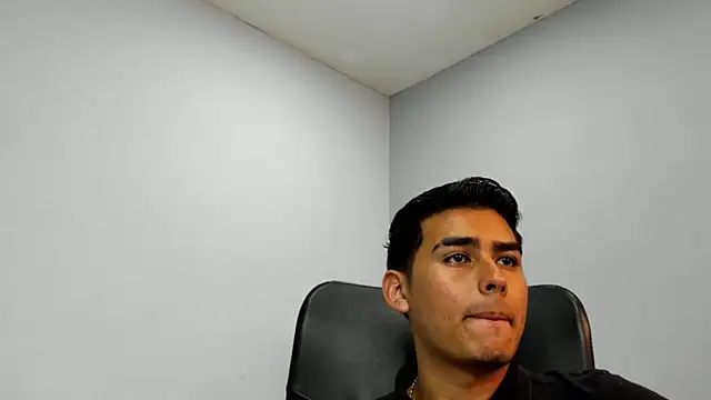 Matthewlodge online show from 11/17/25, 04:22