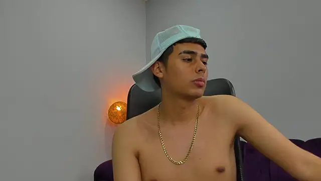 Matthewlodge online show from 11/24/25, 03:12