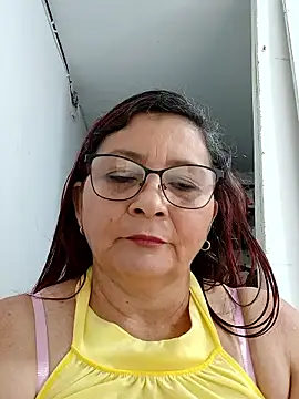 Snapshot of marfil_milf chatting on 09/18/25, 02:31 marfil milf online show from 09/18/25, 02:31