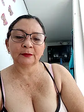 Snapshot of marfil_milf chatting on 10/01/25, 03:05 marfil milf online show from 10/01/25, 03:05