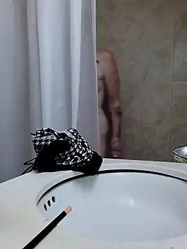 nakedgarbageperson online show from 07/08/26, 05:52