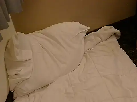 nakedgarbageperson online show from 03/23/26, 02:44