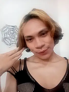 kittymutant99 online show from 10/28/25, 06:29