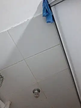 carolinerue online show from 04/12/26, 04:49