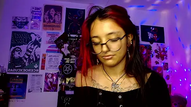 carolinerue online show from 04/11/26, 02:52