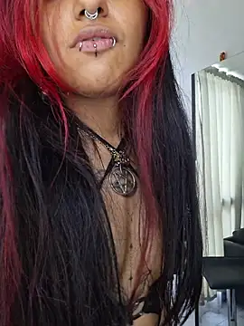 carolinerue online show from 03/31/26, 05:26