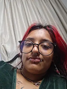 carolinerue online show from 03/26/26, 05:06