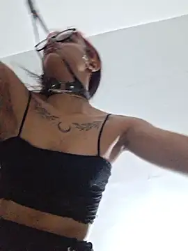 carolinerue online show from 02/22/26, 04:15