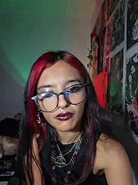 carolinerue online show from 02/10/26, 10:58