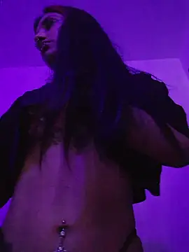 carolinerue online show from 04/15/26, 06:45