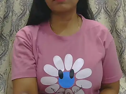 MISS SOMIYA online show from 12/21/25, 05:03