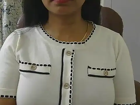 Snapshot of MISS_SOMIYA chatting on 03/23/26, 07:03 MISS SOMIYA online show from 03/23/26, 07:03