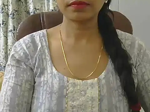 Snapshot of MISS_SOMIYA chatting on 03/06/26, 07:31 MISS SOMIYA online show from 03/06/26, 07:31
