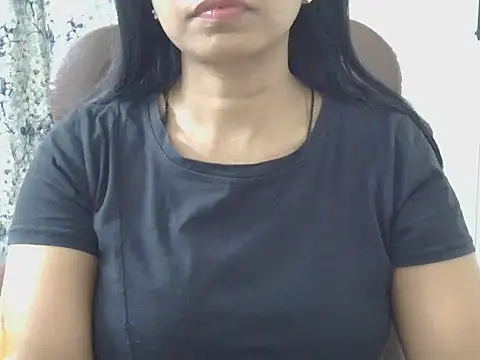 Snapshot of MISS_SOMIYA chatting on 04/18/26, 05:37 MISS SOMIYA online show from 04/18/26, 05:37