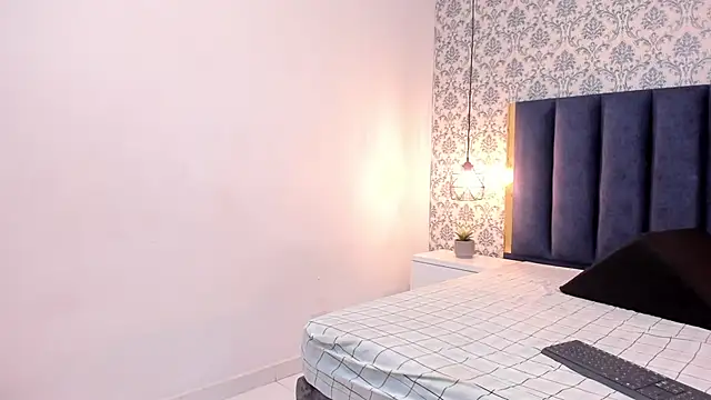 NalahCampbell online show from 12/18/25, 08:12