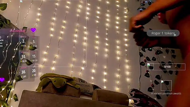 GiuliaCash online show from 11/21/25, 02:27