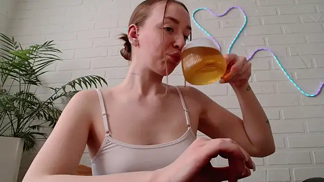 WhitePrincessLuna online show from 03/12/26, 01:37